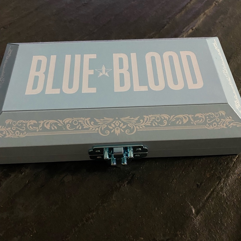 Jeffree Star eyeshadow palette bundle